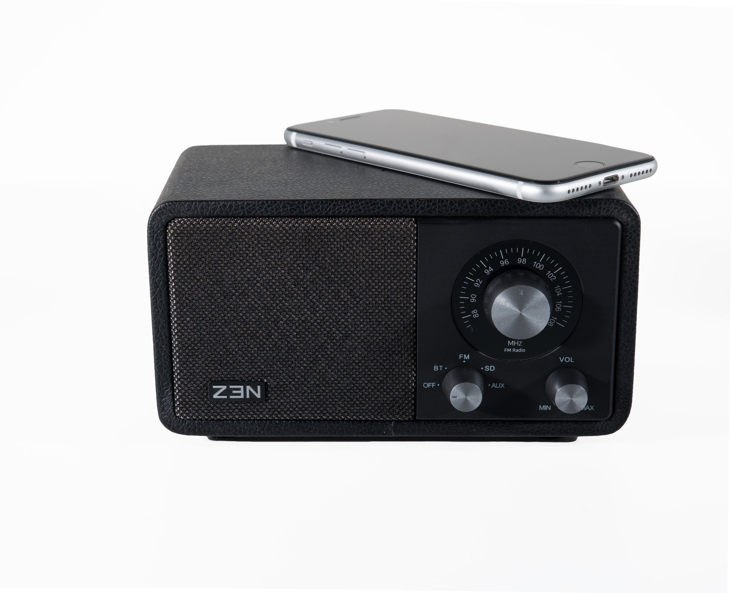 Z3N_R10_musta_nahka_2